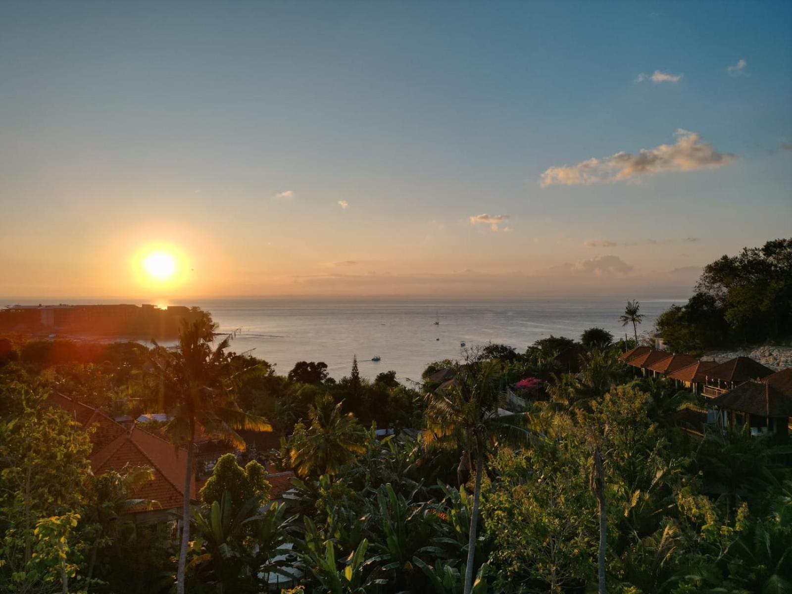 La Gautch Bungalow レンボンガン島 エクステリア 写真