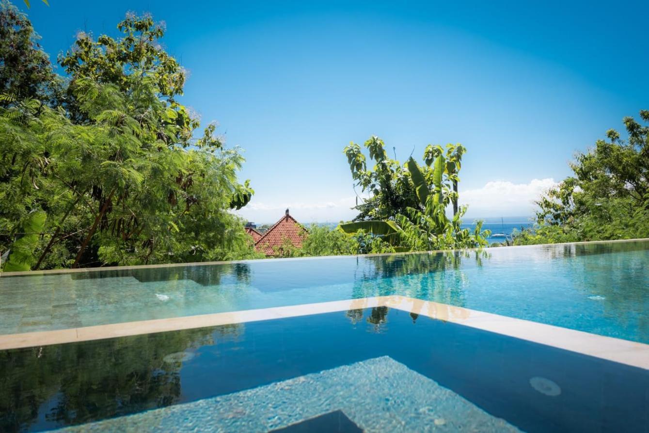 La Gautch Bungalow レンボンガン島 エクステリア 写真